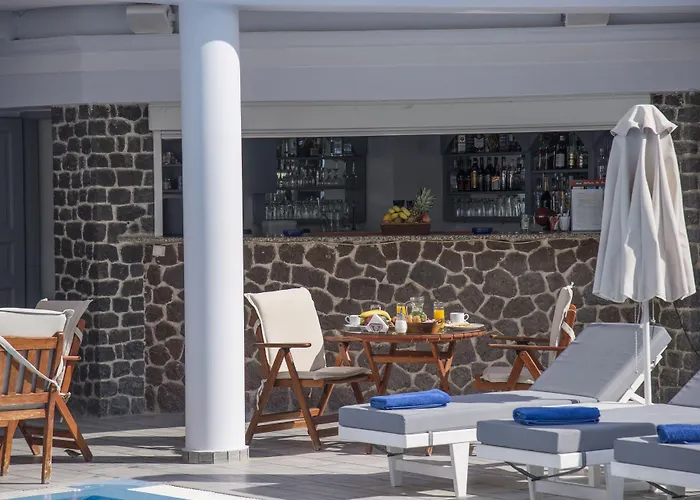 Blue Waves Suites & Apartments