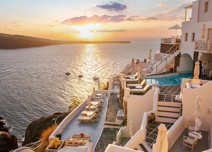 Oia Mare Villas (Adults Only)